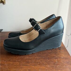 Black Mary Jane Wedges